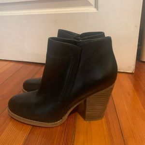Guess Heeled Boots